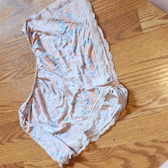 Modal Lace Short Cami Set - Picture 3 of 8